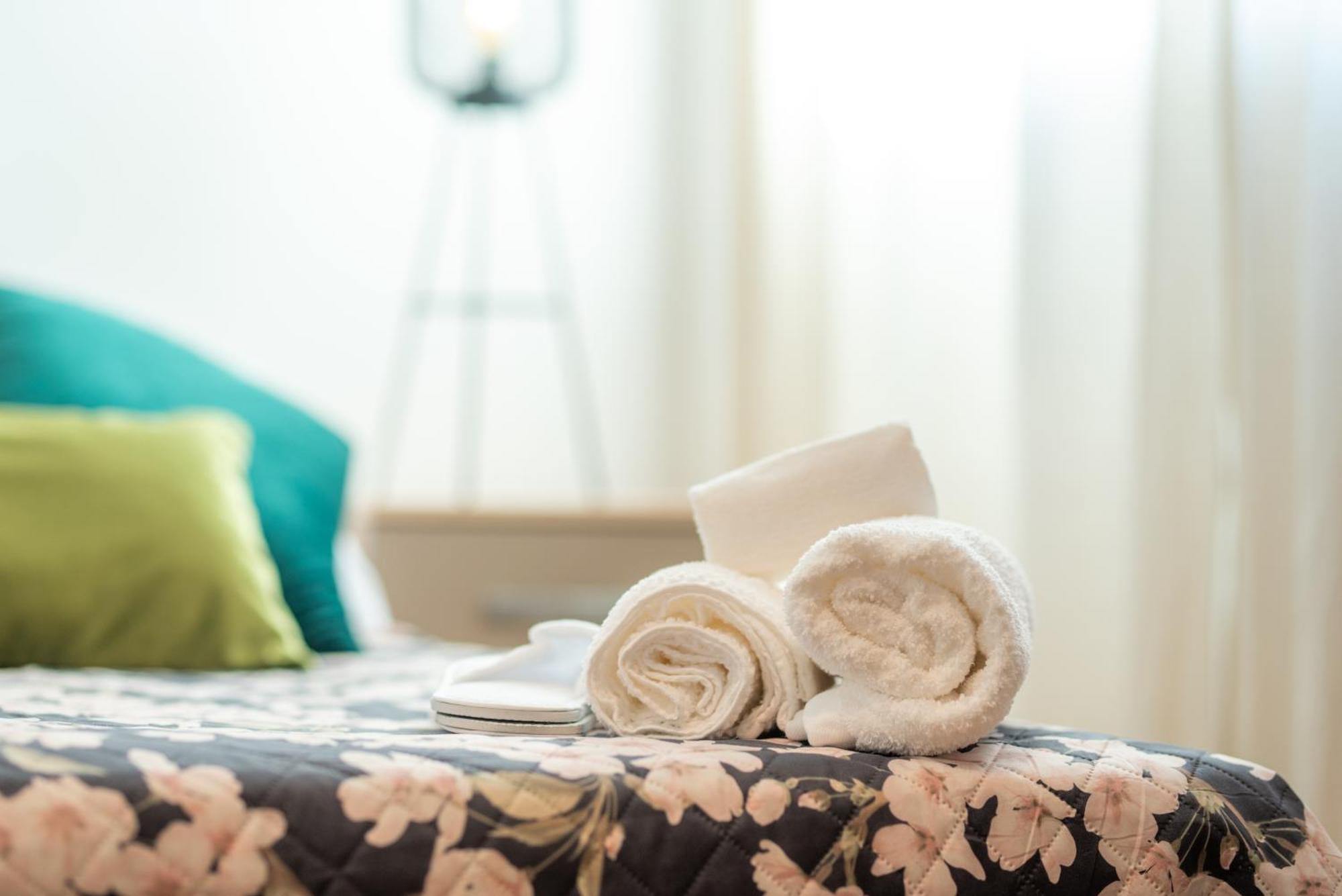 Naisa Apartamento Turistico Villena Exteriör bild